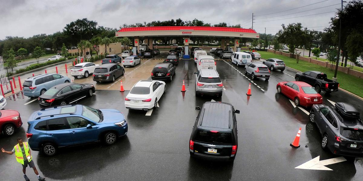 Cars in line at Costco